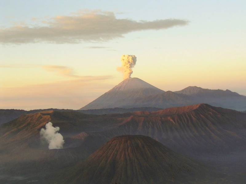 Fichier:Volcan.jpg